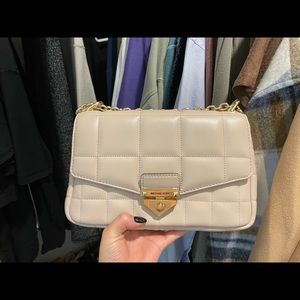 MK purse light pink